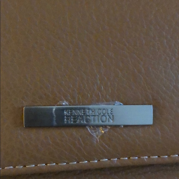 Kenneth Cole Reaction wallet - Picture 7 of 8